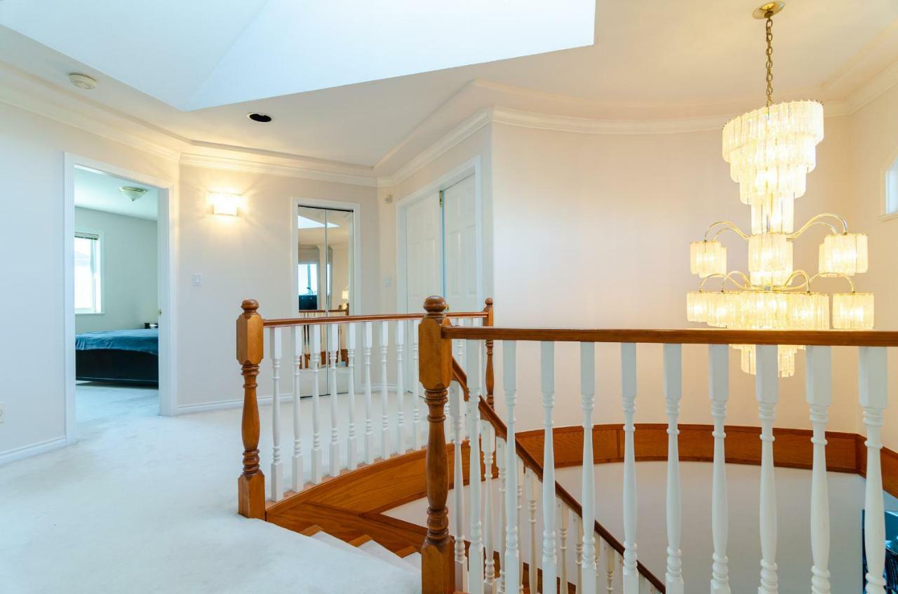 3 Private, Spacious, Bright Rooms In A Gorgeous House New Westminster Ngoại thất bức ảnh