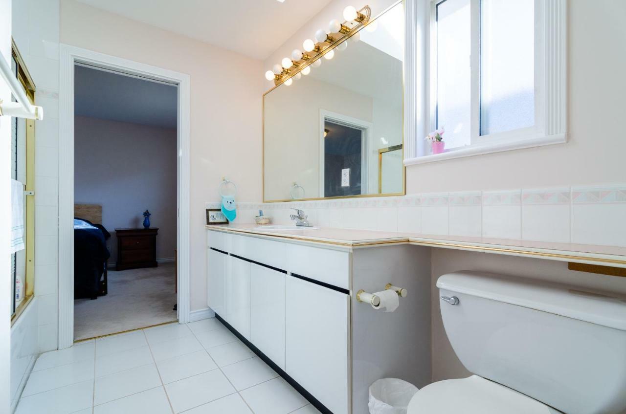 3 Private, Spacious, Bright Rooms In A Gorgeous House New Westminster Ngoại thất bức ảnh